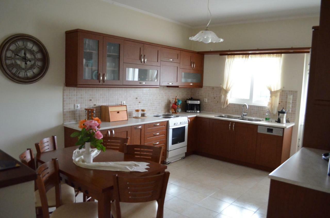 Blue Ark Aigeira Flat & Studio Екстер'єр фото