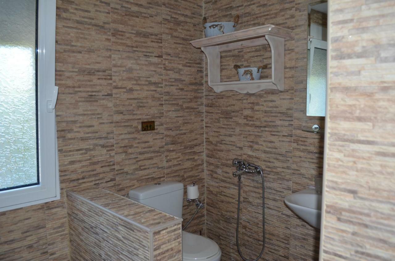 Blue Ark Aigeira Flat & Studio Екстер'єр фото